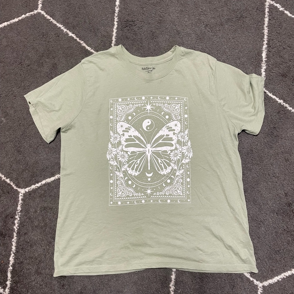 Butterfly graphic tee